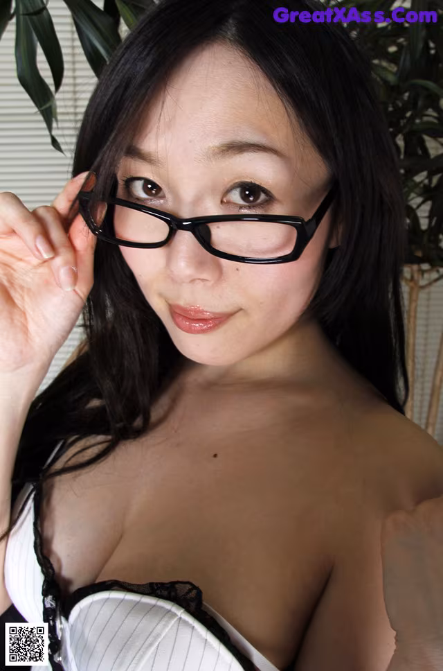 Yuu Ogawa - Bush Naked Intercourse
